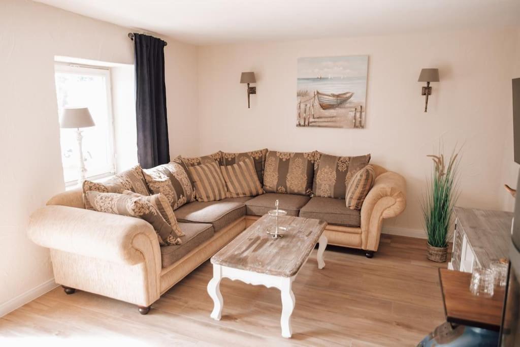 _ferienhaus Rheinzeit 614 Schoenes Haus Direkt Am Rhein * Leutesdorf